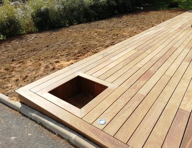 Création de terrasse en bois exotique à Ville-en-Selve 51500 ( 51 secteur Marne ).