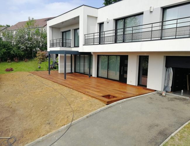 Création de terrasse en bois exotique à Fontaine-sur-Ay 51160 ( 51 secteur Marne ).