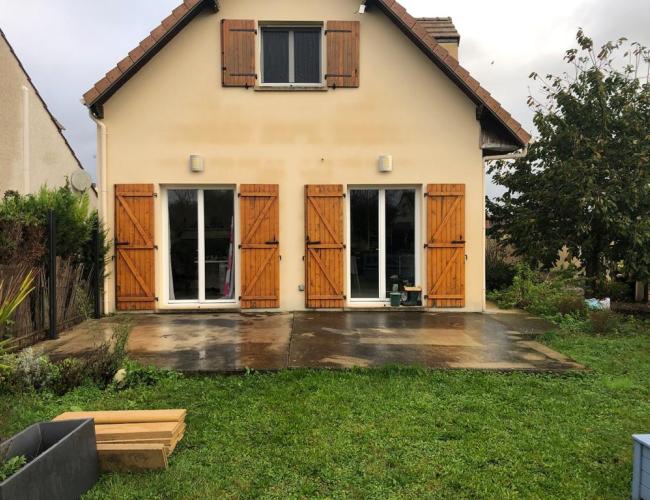 Réalisation de Rêve : Terrasse en Bois Exotique à Reims