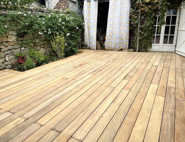 Pose de terrasse en bois exotique Marne 51